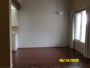 5575 E Evergreen Blvd in Vancouver, WA - Building Photo - Building Photo