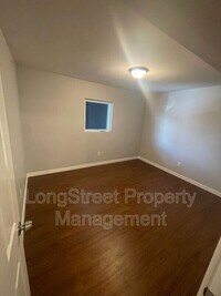 208 SE 5th Ave photo'