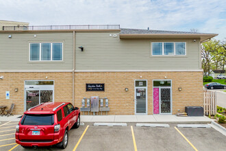 17 S Old Rand Rd in Lake Zurich, IL - Building Photo - Building Photo