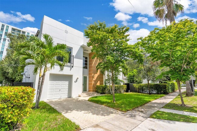 2510 SW 2nd Ave in Miami, FL - Building Photo - Building Photo