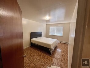 METCALF AVENUE, BRONX, Unit 3 in Bronx, NY - Building Photo - Building Photo