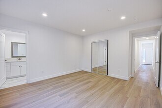2848 Virginia Rd in Los Angeles, CA - Foto de edificio - Building Photo