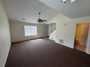 1326 N Frideriki Dr in Columbia, MO - Building Photo - Building Photo