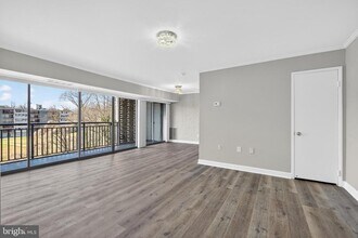 1804 Metzerott Rd in Adelphi, MD - Building Photo - Building Photo