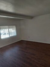 331 W 14th St in Los Angeles, CA - Building Photo - Building Photo