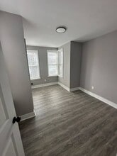 2540 N 11th St, Unit 2 in Philadelphia, PA - Building Photo - Building Photo
