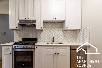 5941 N Paulina St, Unit 2 in Chicago, IL - Foto de edificio - Building Photo