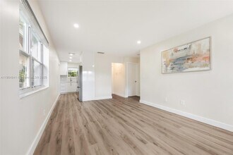 3101 SW 19th St in Miami, FL - Building Photo - Building Photo