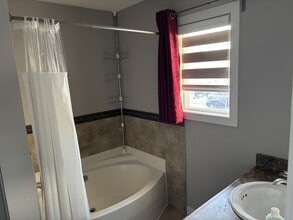 153-151 51 Street Southwest in Edmonton, AB - Building Photo - Building Photo