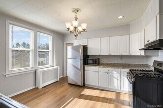 135 Webster Ave in Harrison, NY - Building Photo - Building Photo