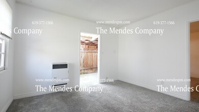 2944 1/2 Felton St in San Diego, CA - Foto de edificio - Building Photo