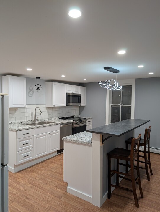9 Northfield St, Unit #2 in Montpelier, VT - Building Photo