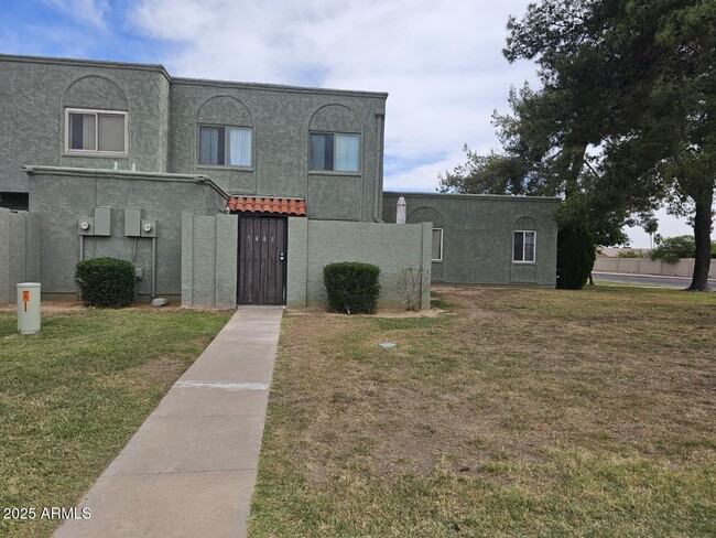 property at 5446 W Sheena Dr
