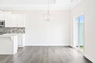 6531 Knob Creek Dr in Whitsett, NC - Building Photo - Building Photo