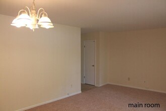 4605 Coronado Dr in Charlotte, NC - Building Photo - Building Photo