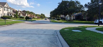 10203 Ripple Lake Dr in Houston, TX - Building Photo - Building Photo