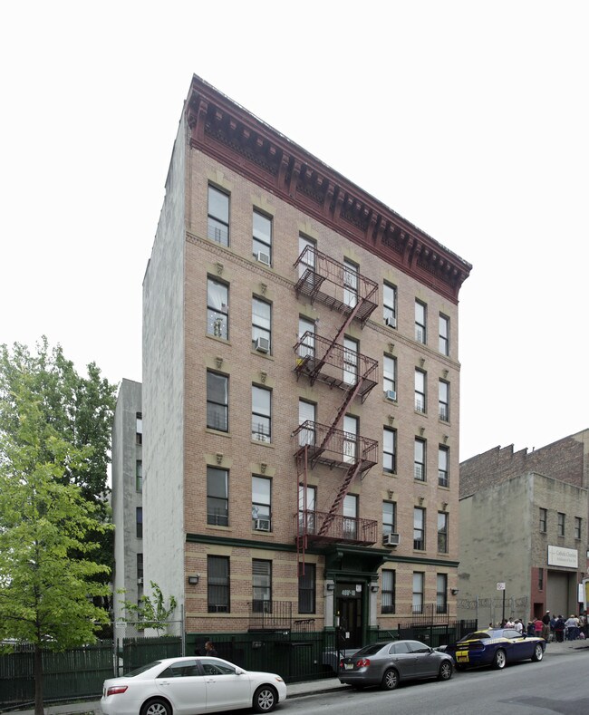 408 E 152nd St in Bronx, NY - Building Photo - Building Photo