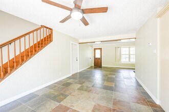 201 Meadowlawn St in Shoreacres, TX - Building Photo - Building Photo