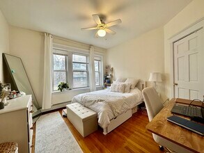 56 Cummings Rd, Unit 3 in Boston, MA - Foto de edificio - Building Photo