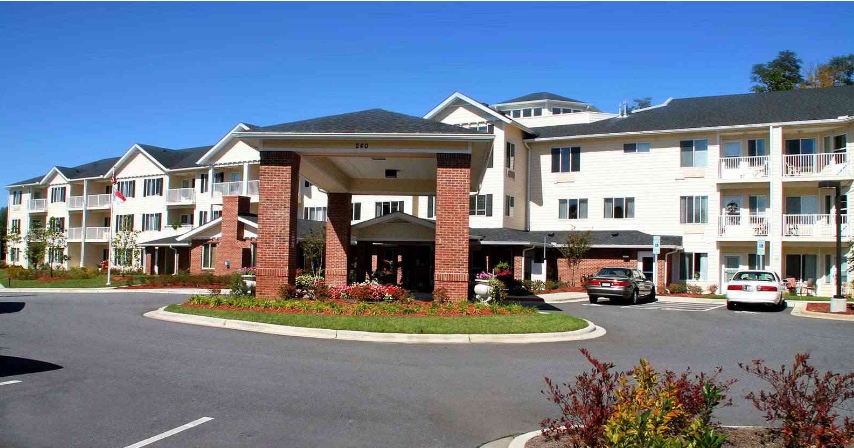 Holiday Crescent Heights in Concord, NC - Foto de edificio