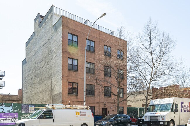 886-888 Myrtle Ave in Brooklyn, NY - Building Photo - Building Photo