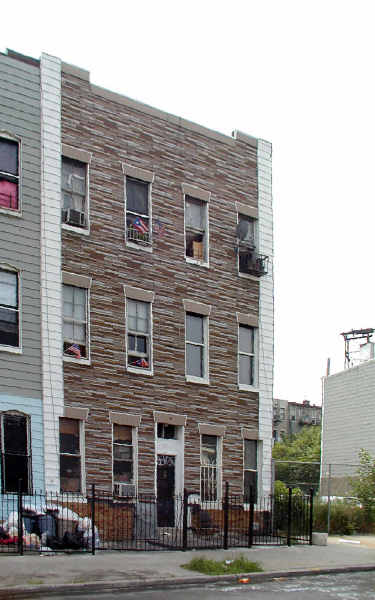 350 Melrose St in Brooklyn, NY - Building Photo