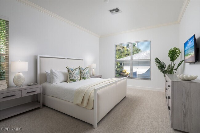 155 1st Ave S in Naples, FL - Building Photo - Building Photo