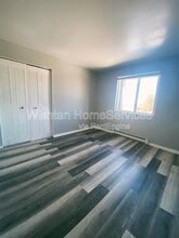 220 Charleston Blvd in Macomb, IL - Building Photo - Building Photo