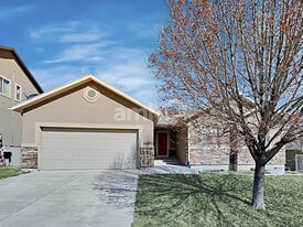 4103 Dakota Dr in Eagle Mountain, UT - Building Photo