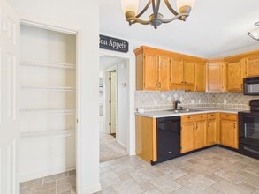 108 Easterly Dr in Mechanicsburg, PA - Foto de edificio - Building Photo