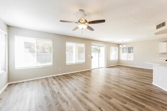 14837 W Columbine Dr in Surprise, AZ - Building Photo - Building Photo