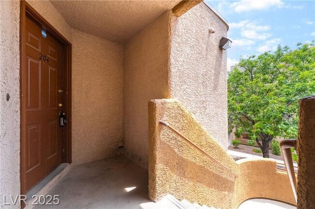 6871 Tamarus St in Las Vegas, NV - Foto de edificio - Building Photo