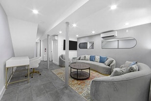 564 W 182nd St, Unit SI ID1316449P in New York, NY - Building Photo