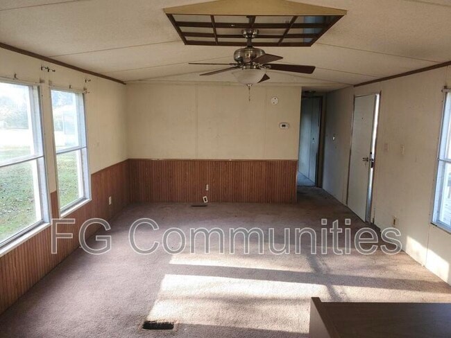 1124 N Bryan Rd in Jacksonville, NC - Building Photo - Building Photo