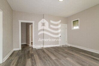 6532 Corbitt Ave in University City, MO - Building Photo - Building Photo