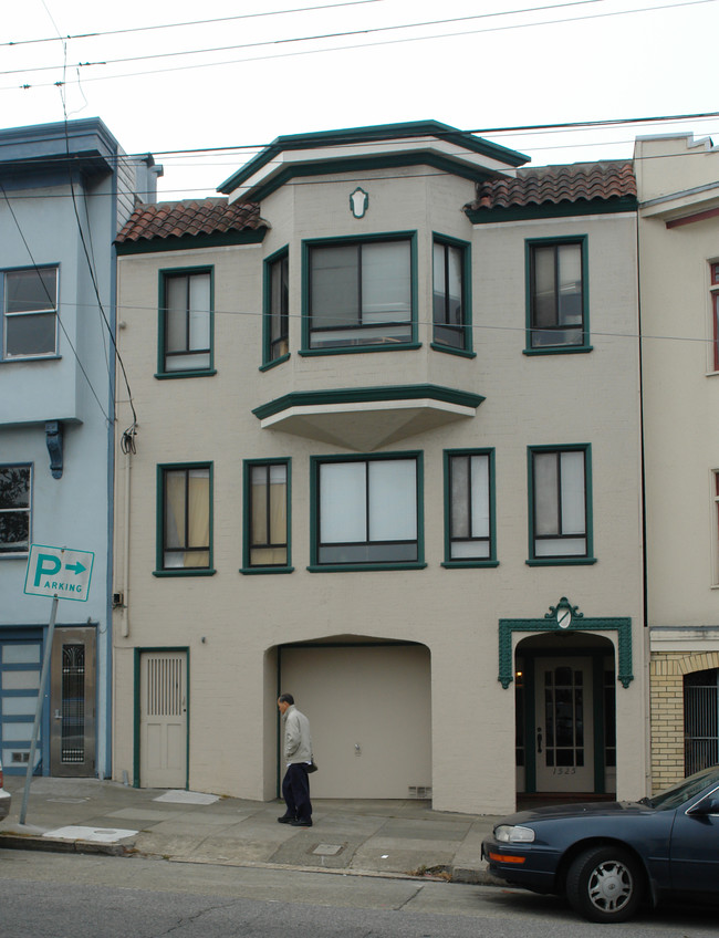 1525 Clement St in San Francisco, CA - Building Photo - Building Photo