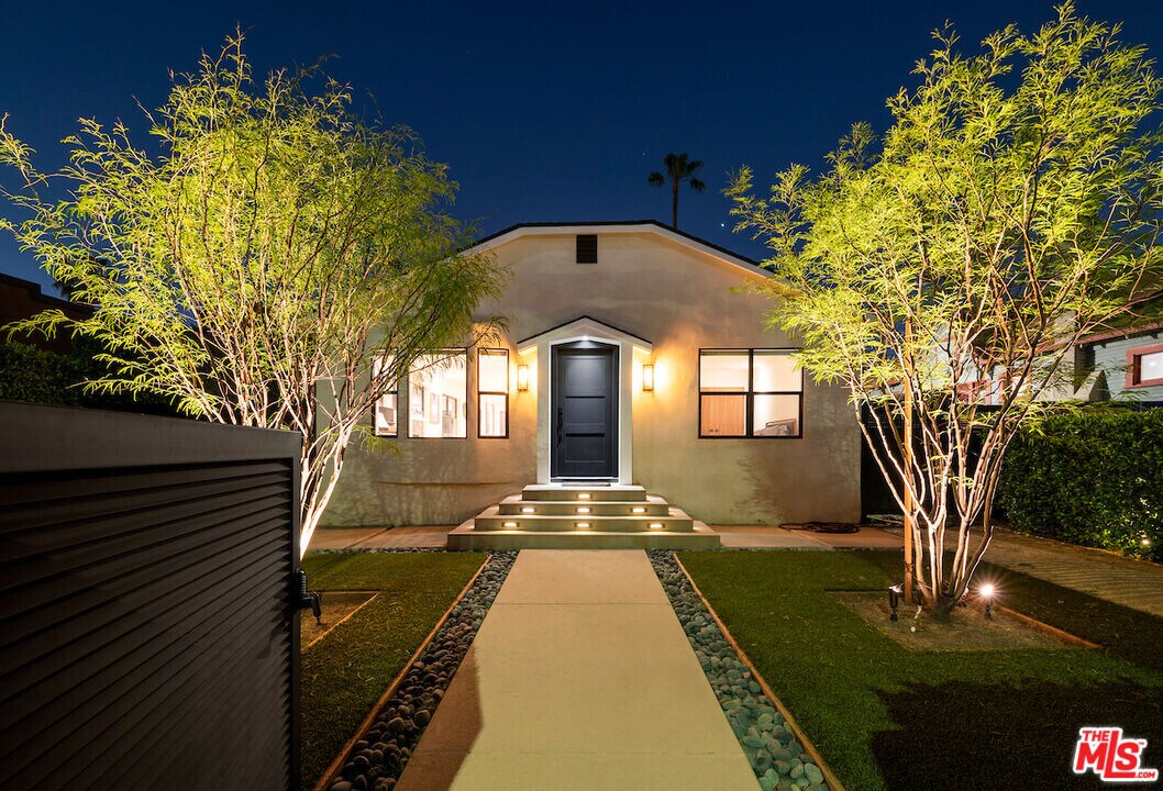 5319 West Blvd in Los Angeles, CA - Building Photo