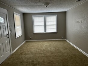 5616 Calvin Ave in Jacksonville, FL - Building Photo - Building Photo