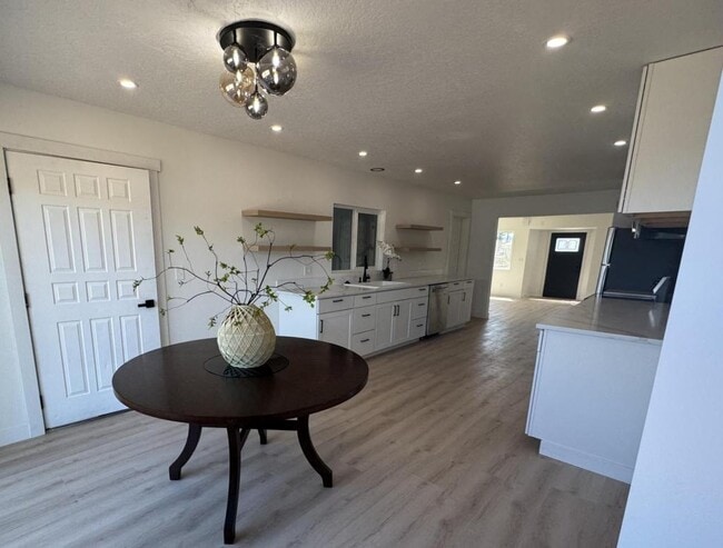 property at 219 E Annie Ave