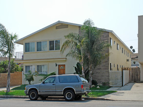 9118 National Blvd in Los Angeles, CA - Building Photo - Building Photo