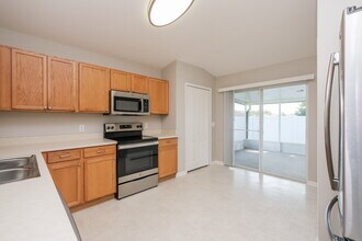 19108 Dunlap Ct in Land O Lakes, FL - Building Photo - Building Photo