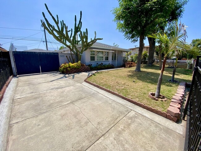 3616 Cosbey Ave in Baldwin Park, CA - Building Photo - Building Photo