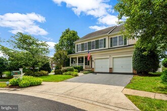 6001 Alderdale Pl in Haymarket, VA - Building Photo - Building Photo