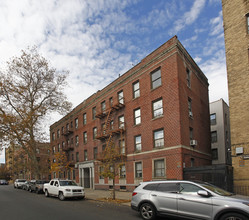 Dora Court in Brooklyn, NY - Building Photo - Building Photo