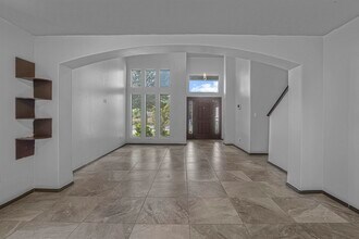 5528 Somerville St in Laredo, TX - Building Photo - Building Photo