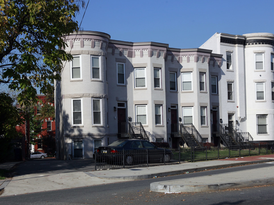 1804-1810 New Jersey Ave NW in Washington, DC - Building Photo