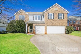 215 Harrowfield Heights in York, SC - Building Photo