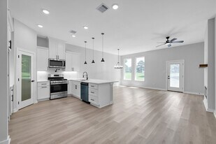 14833 Spica Ct in Willis, TX - Building Photo