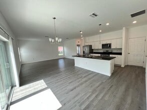 407 Treemont Ave in Palm Bay, FL - Building Photo - Building Photo