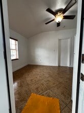 1520 NW 81st St, Unit 2 in Miami, FL - Building Photo - Building Photo